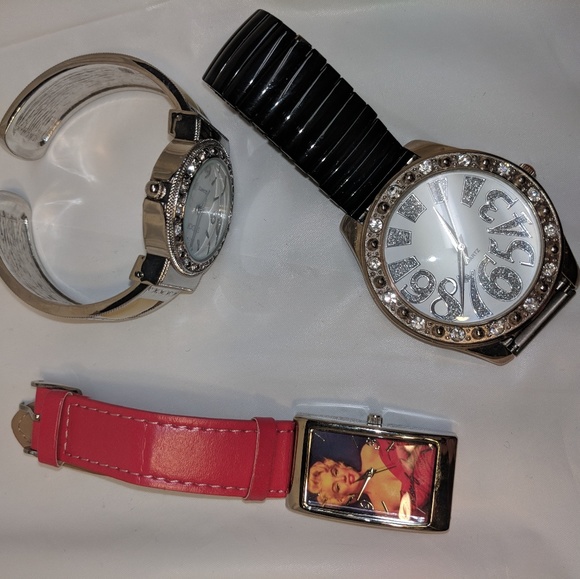 Marilyn Monroe Watch/bundle ! 💋 - Picture 3 of 4